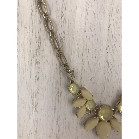Ann Klein Neutral Beige  Gold Tone pale‎ Yellow Crystals Pendant 16"  Necklace - Picture 5 of 10